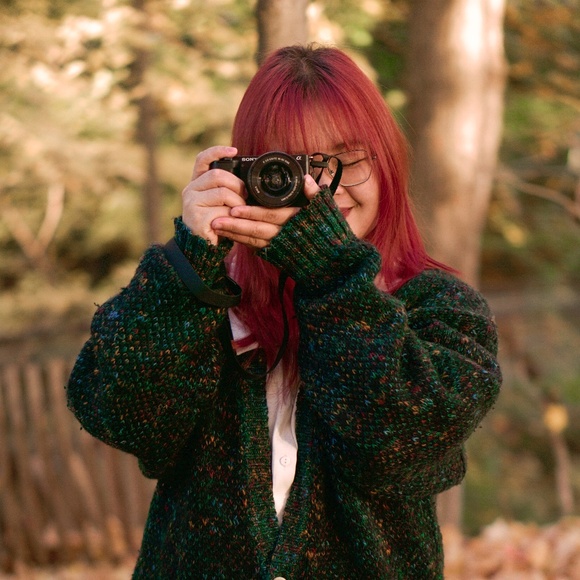 Meet your Posher, Irene - Picture 1 of 1